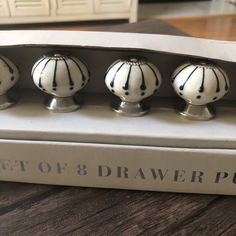 Round White Ceramic Drawer Pulls with Navy Accent - Set of 8